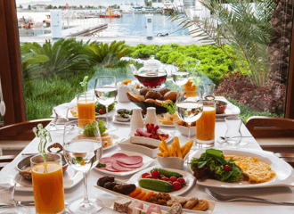 Die besten Hotels am Gardasee mit Pool: Ein umfassender Reiseführer