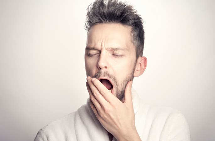Ständige Müdigkeit: Ursachen erkennen und wirksam bekämpfen