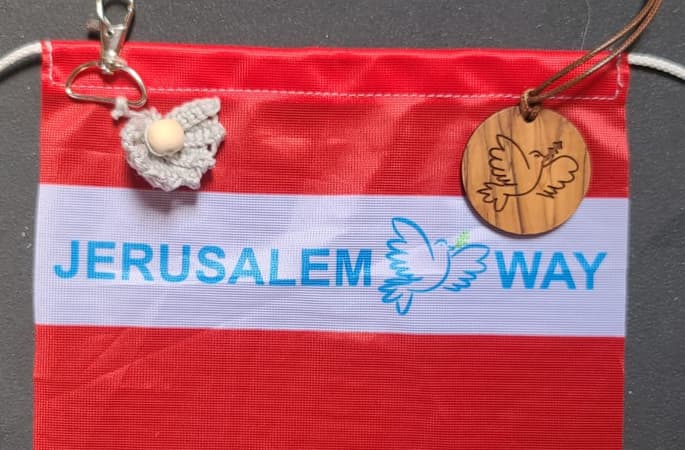 Begleite Sabine auf dem Jerusalem Way, dem längsten Friedensweg der Welt. Eine spirituelle Pilgerreise voller Vertrauen, Liebe, innerer Heilung und Human Design.
Jerusalem Way, Jerusalemweg, Pilgerreise, Friedensweg, spirituelle Reise, Human Design, innere Heilung, energetische Wirbelsäulenaufrichtung, Vertrauen ins Leben, Pilgern und Spiritualität