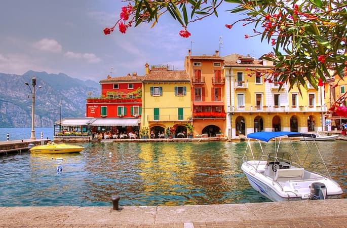 Malcesine Reiseführer: Top Sehenswürdigkeiten & Tipps am Gardasee
